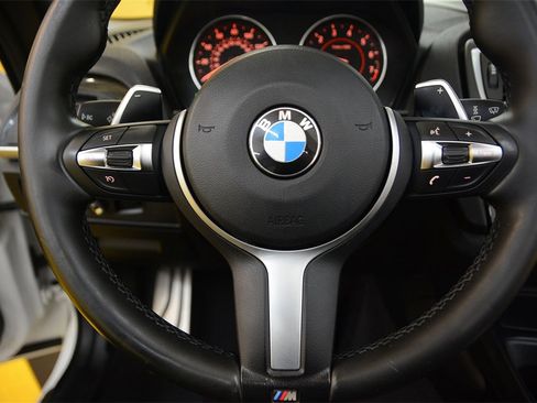 Used 2016 BMW 228i Convertible image 18