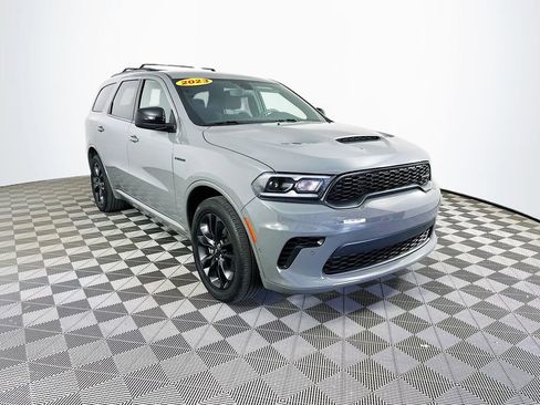 Certified 2023 Dodge Durango R/T w/ Blacktop Package AWD/4WD image 2