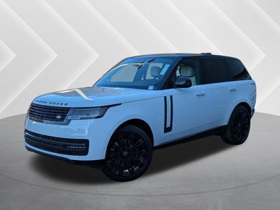 New 2025 Land Rover Range Rover SE