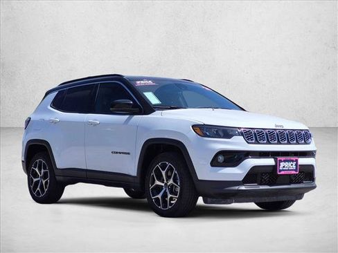 Used 2025 Jeep Compass Limited AWD/4WD image 3