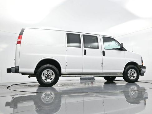 Used 2024 GMC Savana 2500 w/ Driver Convenience Package image 43