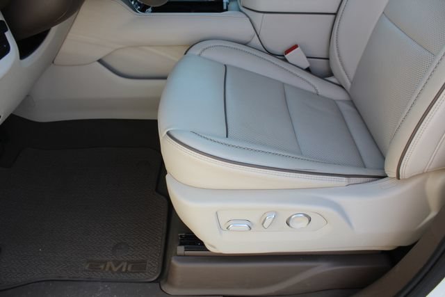 Used 2024 GMC Yukon XL Denali w/ Max Trailering Package AWD/4WD image 39