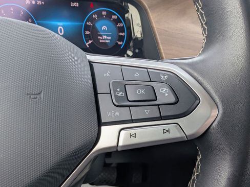 Used 2024 Volkswagen Atlas SE image 15