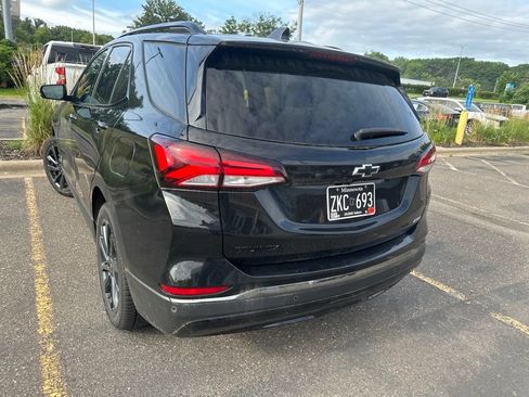 Used 2022 Chevrolet Equinox RS w/ RS Leather Package AWD/4WD image 17