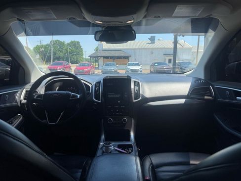 Used 2021 Ford Edge SEL FWD image 12
