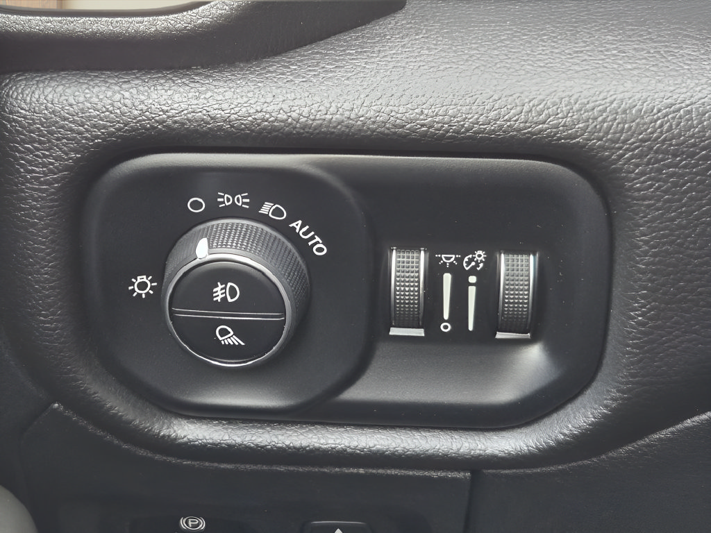 Used 2025 RAM 1500 Lone Star AWD/4WD image 20