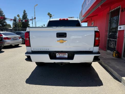 Used 2017 Chevrolet Silverado 1500 LT w/ LT Eassist Package RWD image 6
