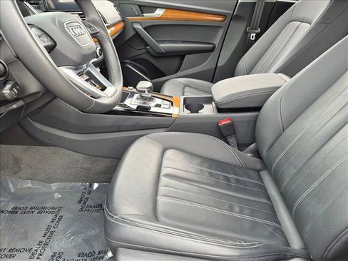 Certified 2023 Audi Q5 2.0T Premium w/ Convenience Package AWD/4WD image 15