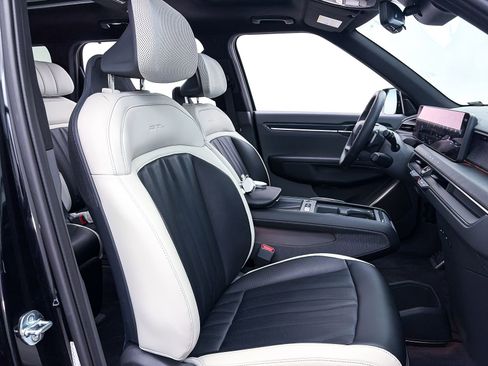 Used 2026 Kia EV9 GT-Line AWD/4WD image 40