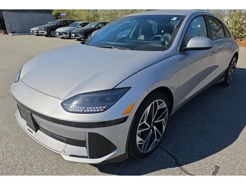 Used 2024 Hyundai Ioniq 6 SEL AWD/4WD image 1
