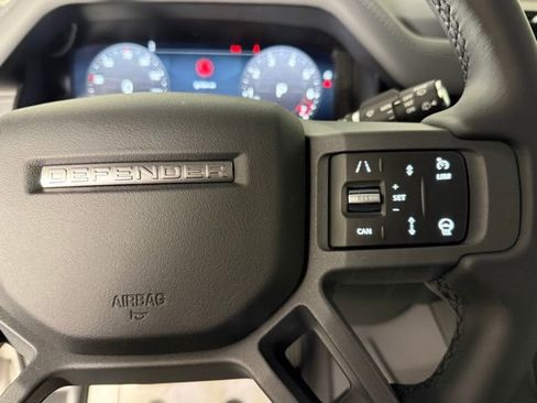 New 2026 Land Rover Defender 110 X-Dynamic SE AWD/4WD image 19