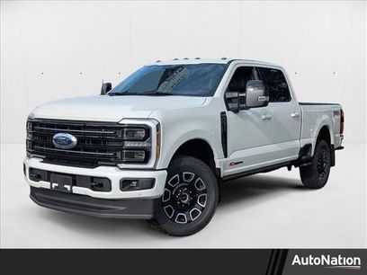 New 2025 Ford F350 Platinum w/ FX4 Off-Road Package