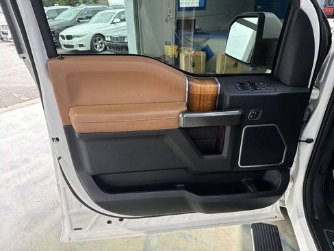 Used 2016 Ford F150 Limited AWD/4WD image 15