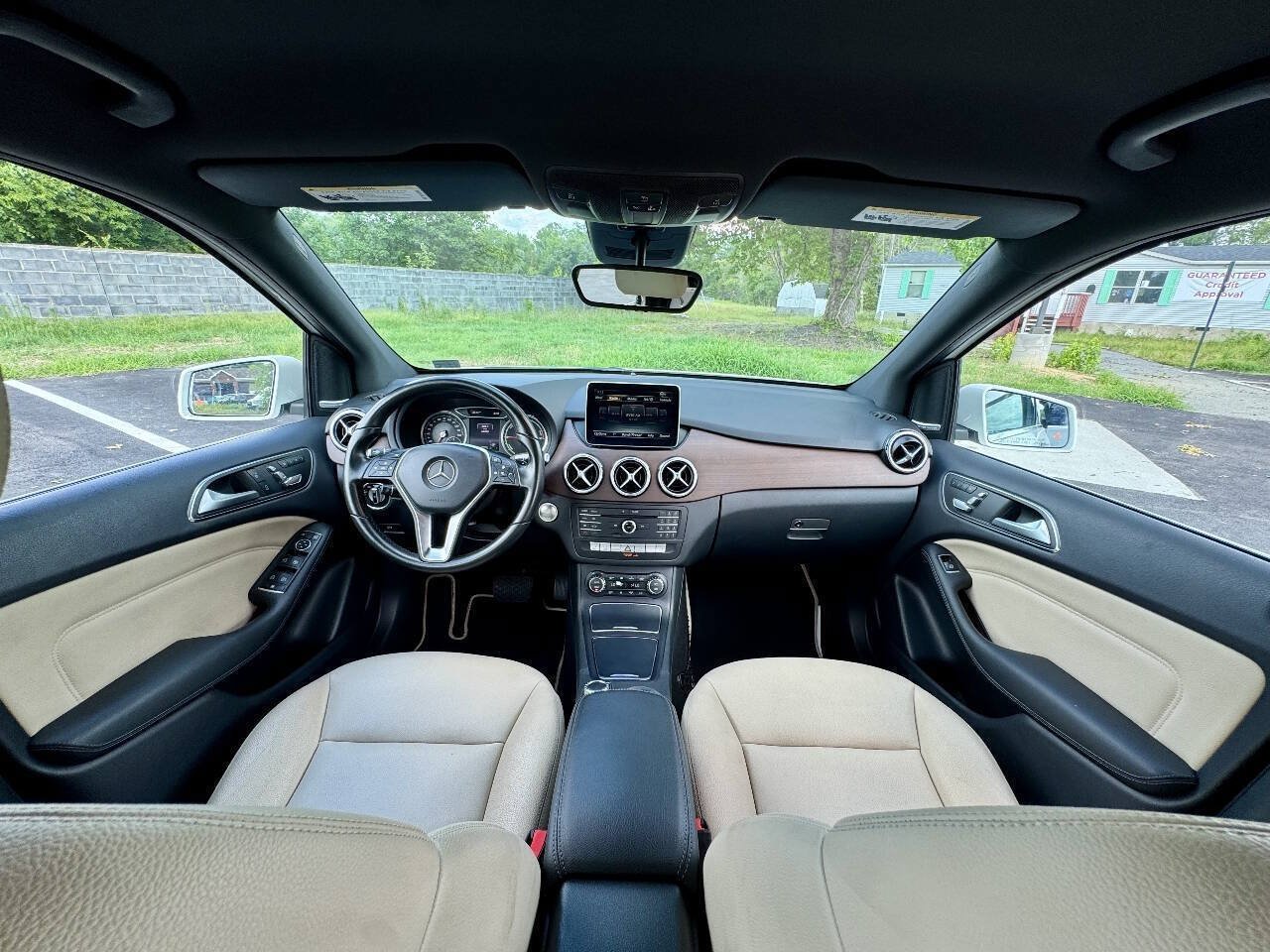 Used 2015 Mercedes-Benz B 250e image 20