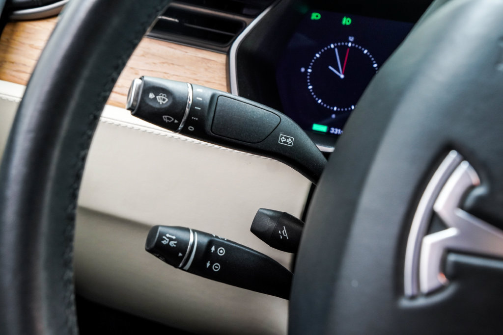 Used 2020 Tesla Model S Long Range AWD/4WD image 39