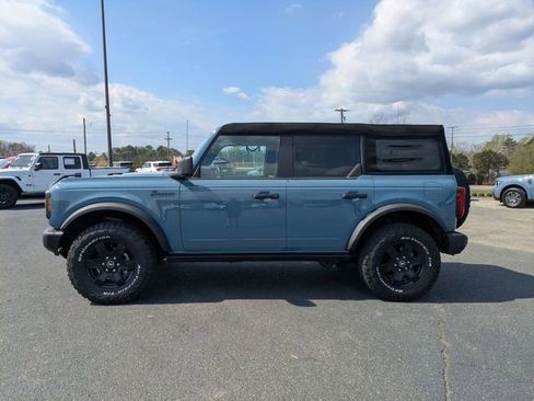 Used 2023 Ford Bronco Black Diamond image 8