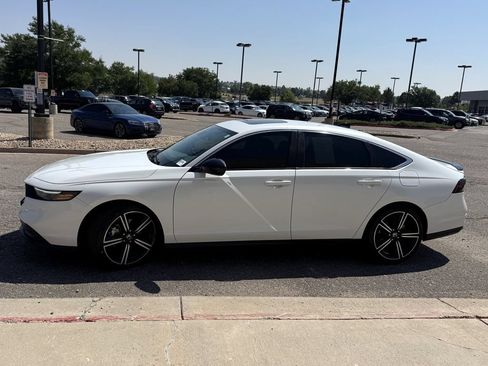 Used 2024 Honda Accord Sport image 6
