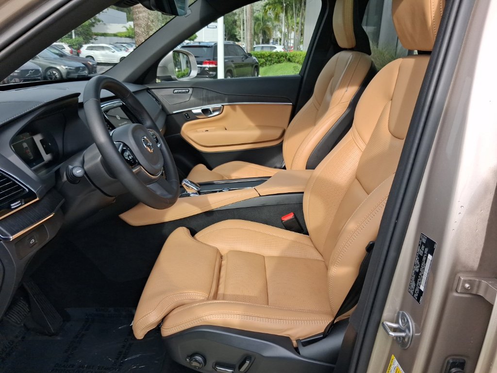 Used 2024 Volvo XC90 B6 Ultimate AWD/4WD image 14