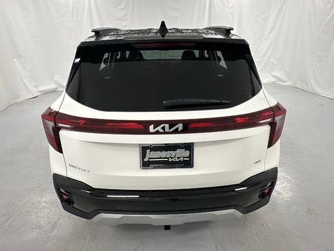 New 2026 Kia Seltos S AWD/4WD image 4