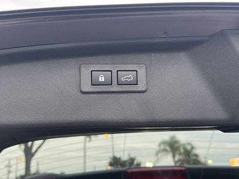 New 2025 Subaru Outback Limited image 25