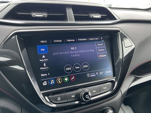 Used 2022 Chevrolet TrailBlazer RS w/ Technology Package image 12