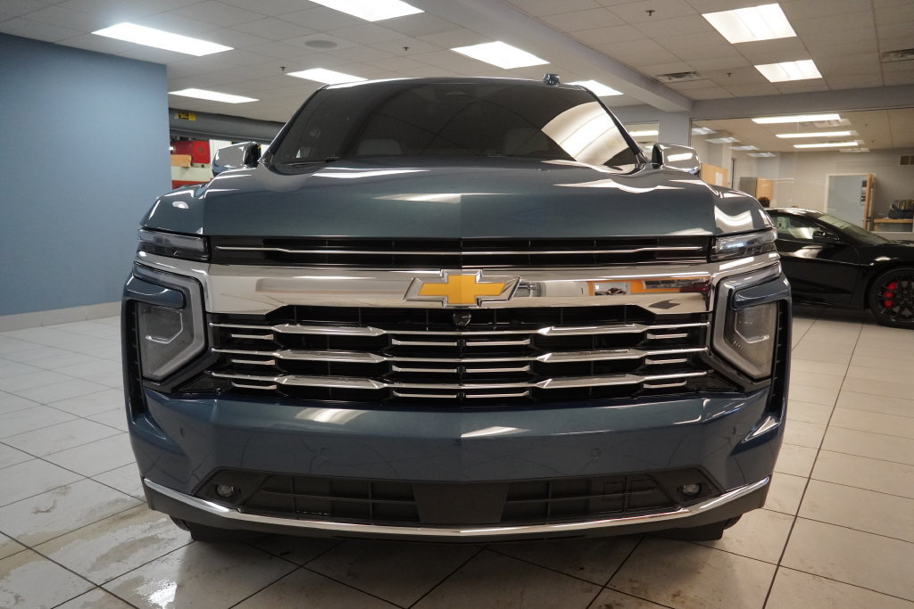 Used 2025 Chevrolet Tahoe Premier AWD/4WD image 15
