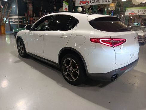 Used 2023 Alfa Romeo Stelvio Ti AWD/4WD image 13