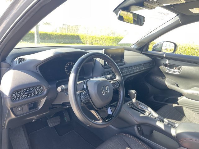 Used 2025 Honda HR-V Sport image 10