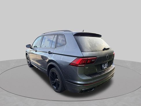 Used 2024 Volkswagen Tiguan SE R-Line FWD image 6