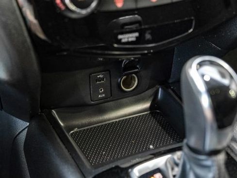 Used 2018 Nissan Rogue Sport S w/ S Appearance Package FWD image 28