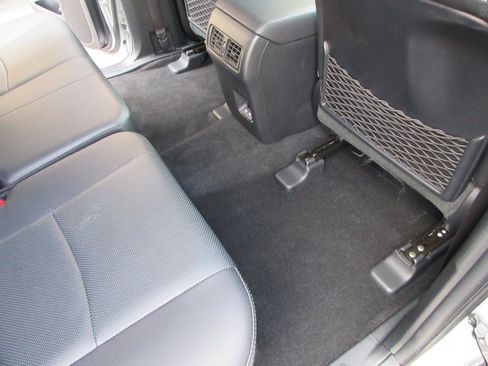 Used 2023 Toyota 4Runner Limited AWD/4WD image 23