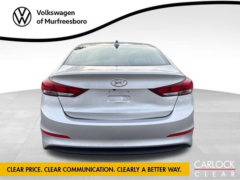 Used 2017 Hyundai Elantra SE image 6