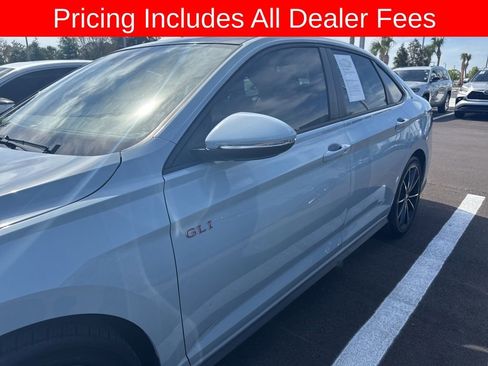 Used 2025 Volkswagen Jetta GLI Autobahn FWD image 10
