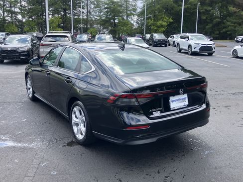 Certified 2025 Honda Accord LX image 8