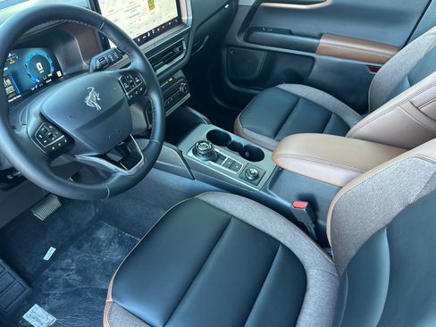 New 2025 Ford Bronco Sport Outer Banks w/ Outer Banks Tech Package+ image 10