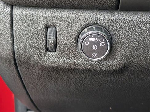 Used 2016 Chevrolet Colorado LT w/ Luxury Package, Chrome image 31