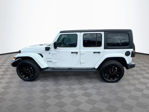 Used 2023 Jeep Wrangler Unlimited Sahara w/ Cold Weather Group AWD/4WD image 9
