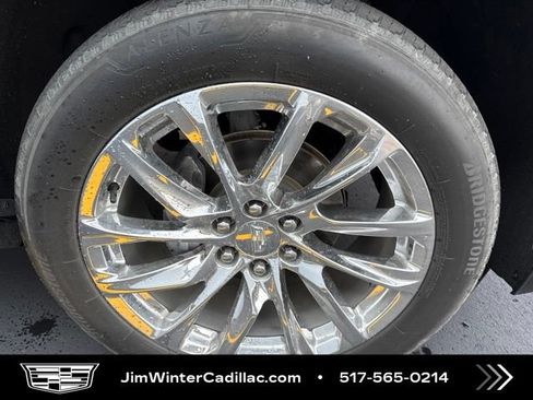 Used 2023 Cadillac Escalade Premium Luxury w/ LPO, Radiant Package AWD/4WD image 3