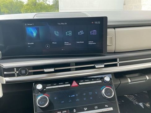 Certified 2025 Hyundai Santa Fe SEL FWD image 22