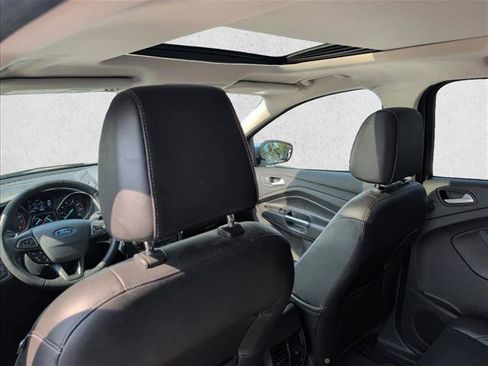 Used 2017 Ford Escape Titanium FWD image 14