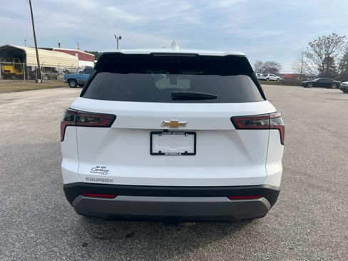 New 2026 Chevrolet Equinox LT w/ Safety and Technology Package image 11