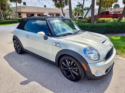 Used 2013 MINI Cooper S FWD image 4