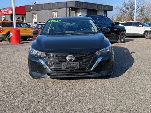 Used 2024 Nissan Sentra SV image 8