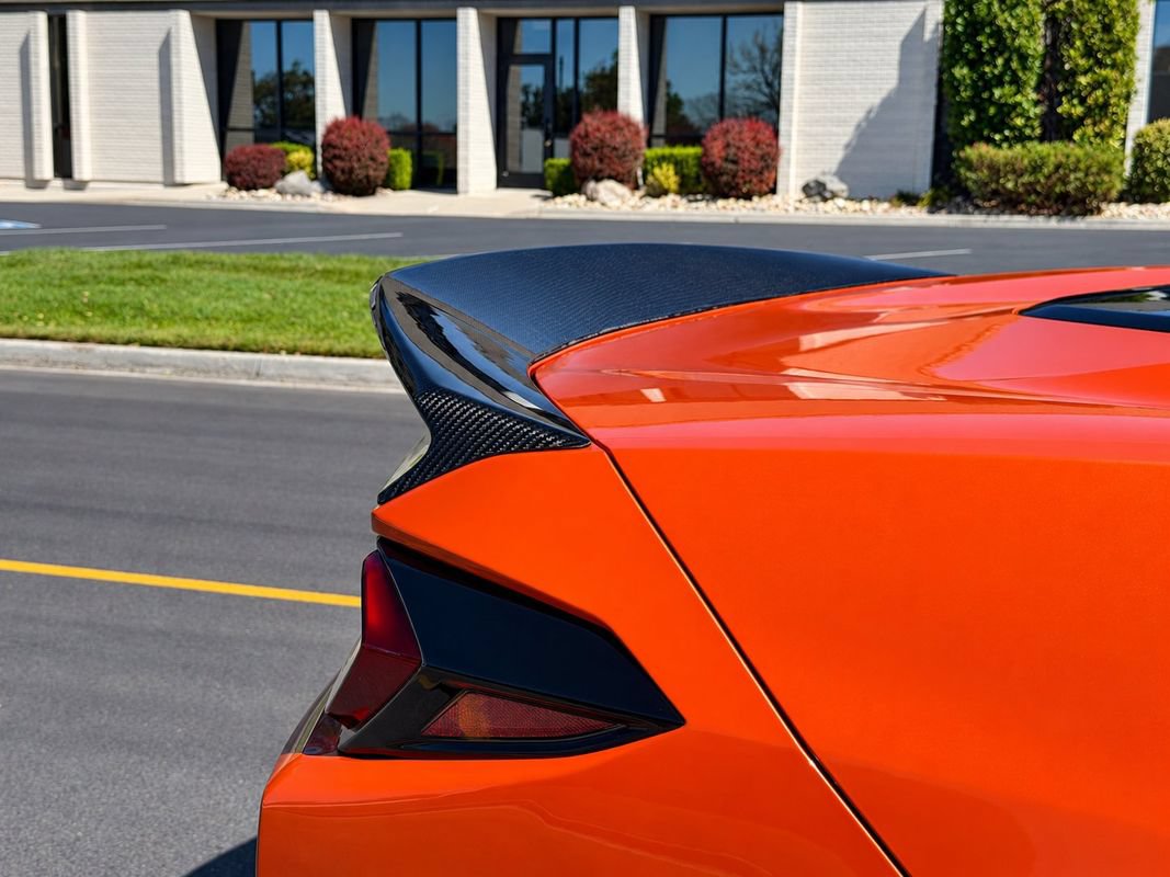 Used 2021 Chevrolet Corvette Stingray Premium Cpe w/ Z51 Performance Package RWD image 6
