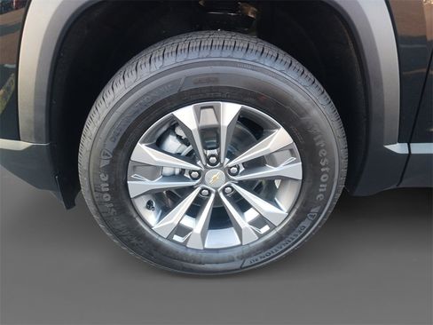 New 2026 Chevrolet Equinox LT image 15