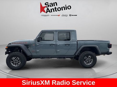 Certified 2025 Jeep Gladiator Mojave w/ Convenience Group AWD/4WD image 7