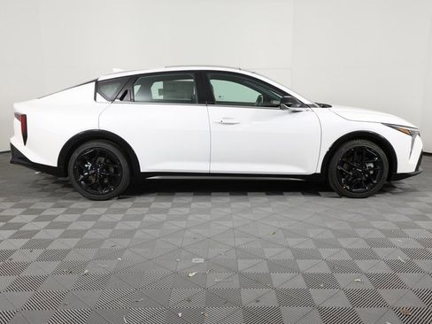 New 2026 Kia K4 GT-Line Turbo image 4