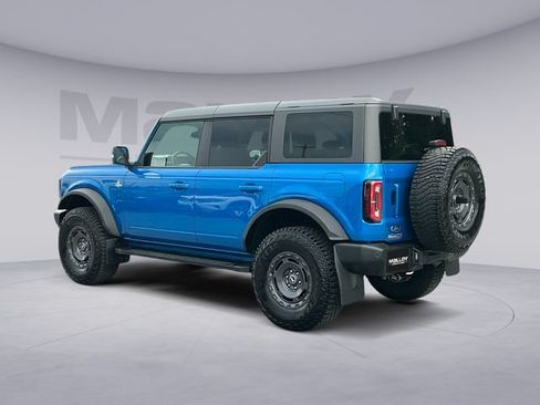 Used 2024 Ford Bronco Outer Banks AWD/4WD image 3