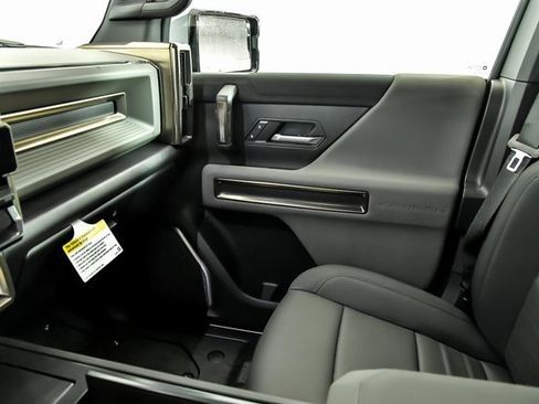 New 2025 GMC Hummer EV 3X image 18