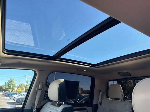 Used 2019 RAM 1500 Limited image 9